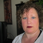 Neima, 45 ans, Floyon