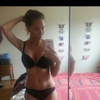 Oissila, 23 ans, Ebblinghem