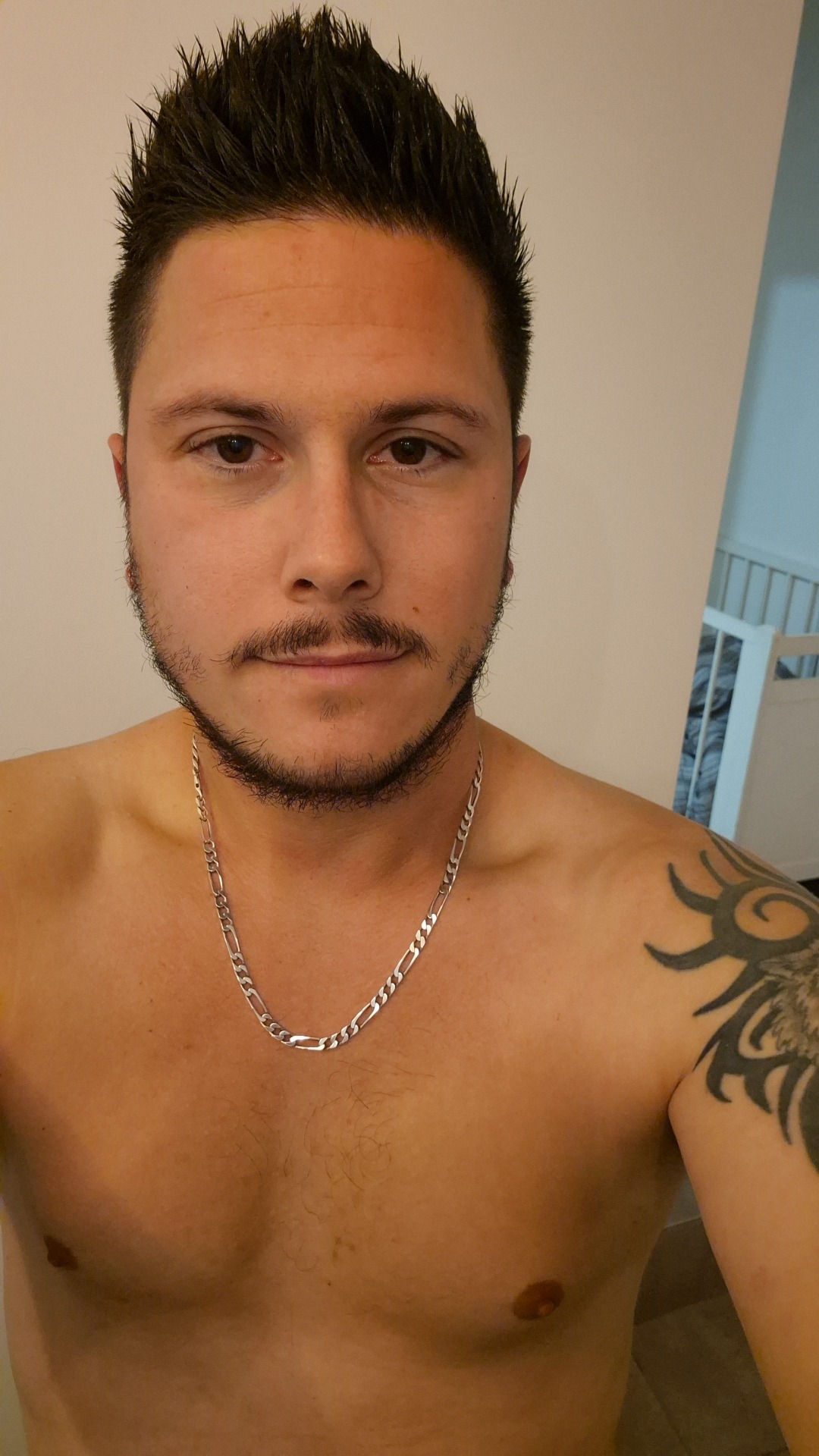 Viggo, 34 ans, Bissezeele