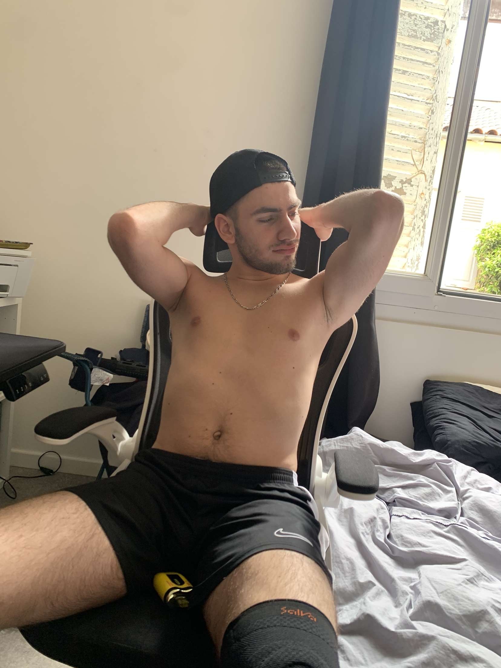 Nayl, 22 ans, Raucourt-au-Bois