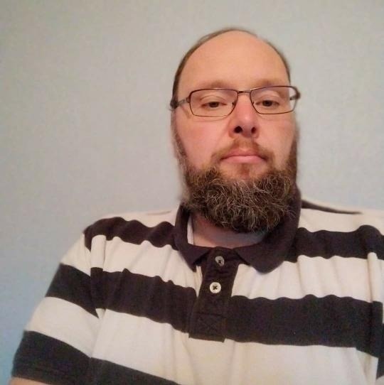 Ikhlas, 45 ans, Rieux-en-Cambrésis