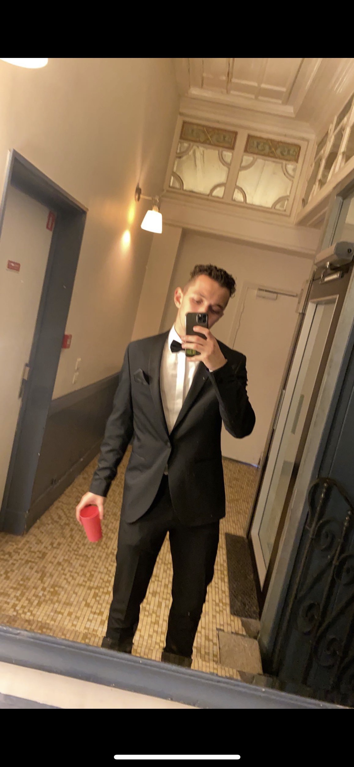 Bayan, 22 ans, Estrun