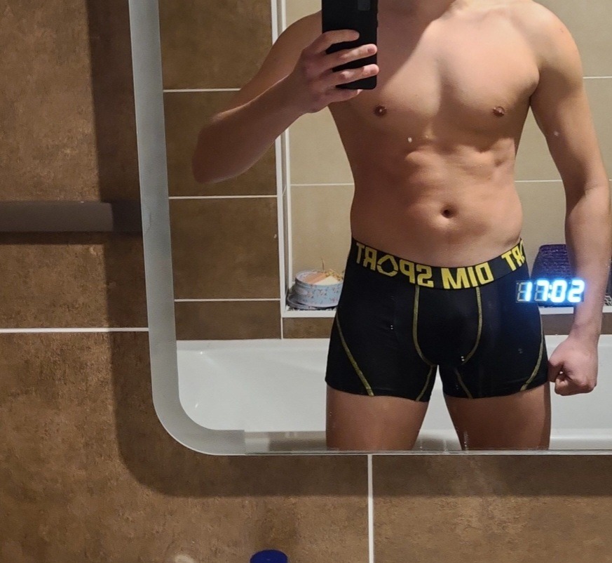 Carlos, 26 ans, Mastaing