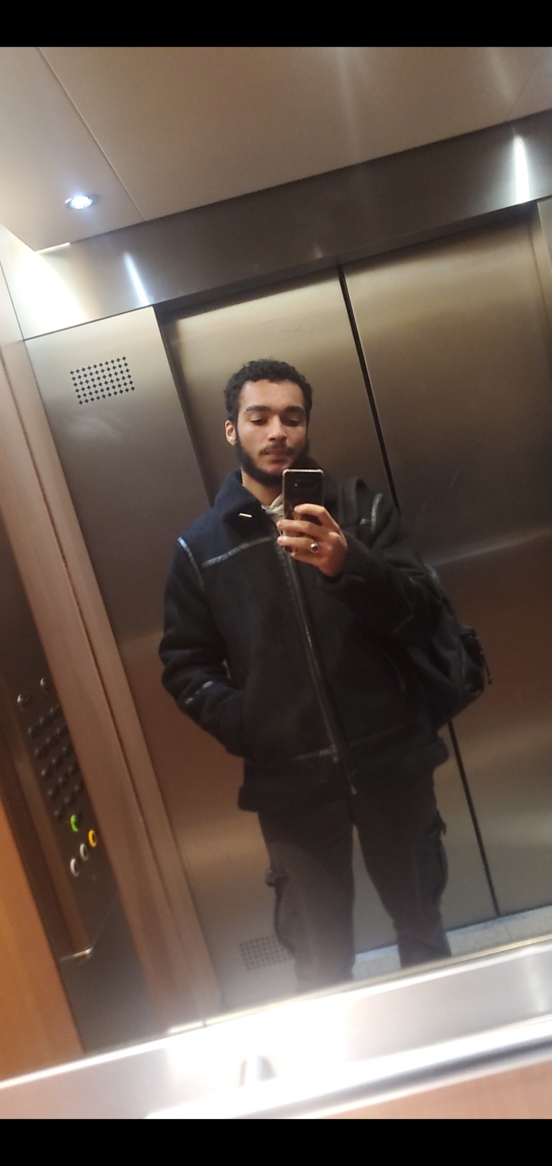 Isak, 22 ans, Lambres-lez-Douai