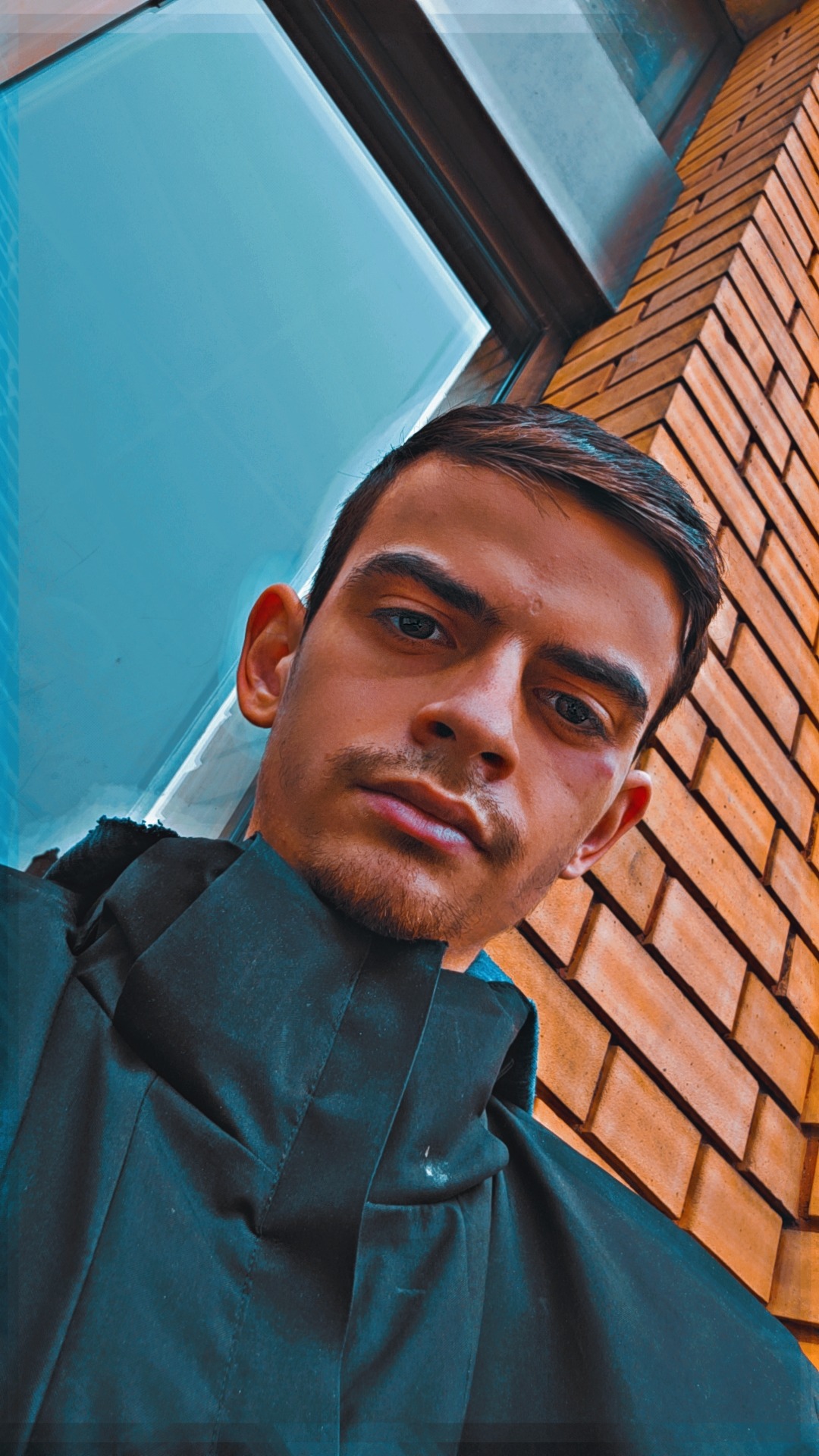 Almas, 22 ans, Aubers