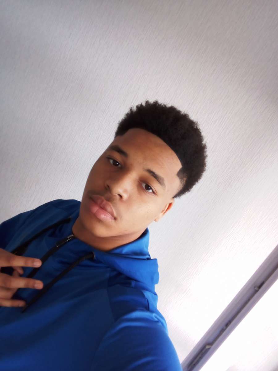 Desiderio, 22 ans, Millam