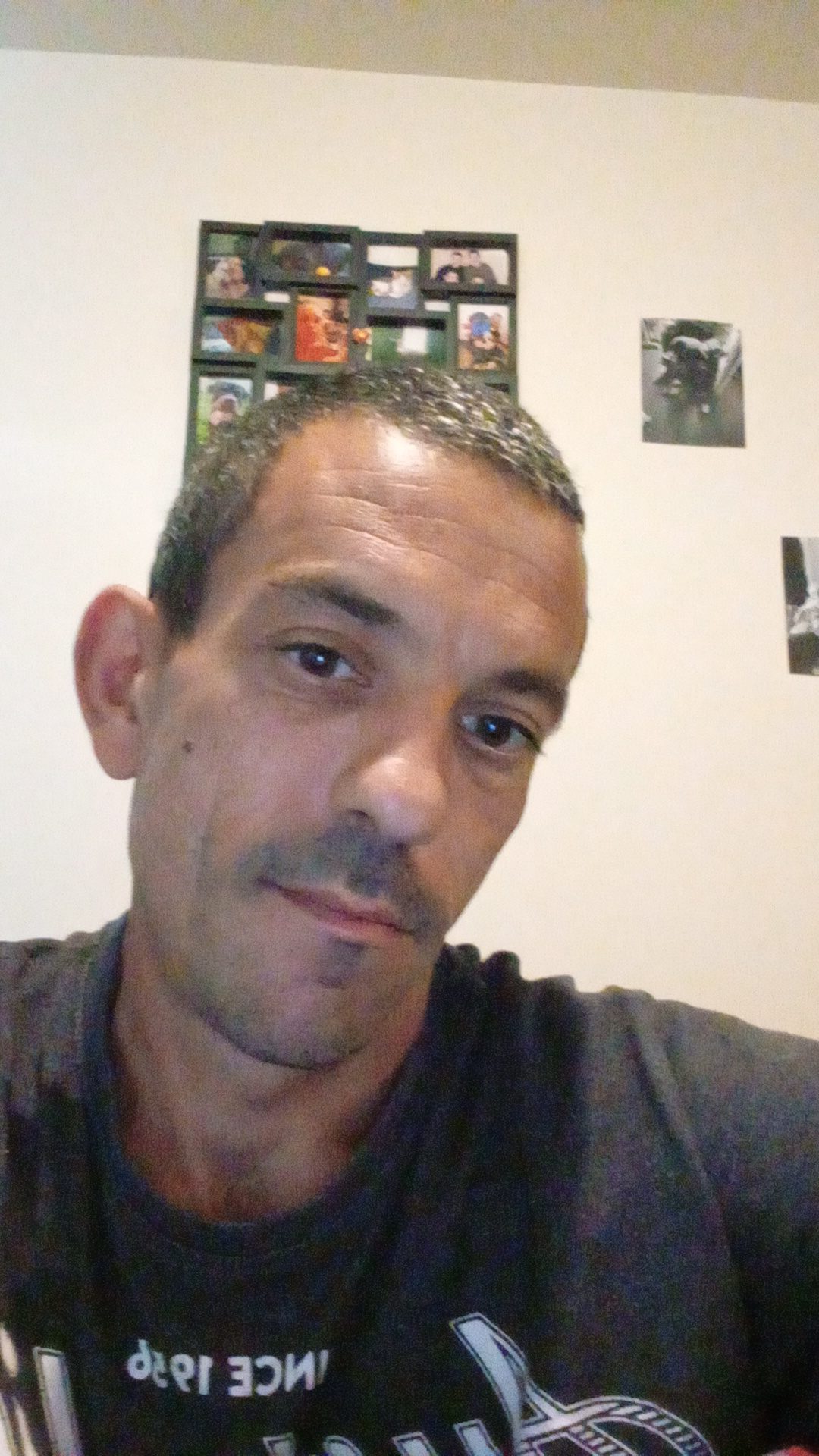 Yamine, 38 ans, Beuvrages