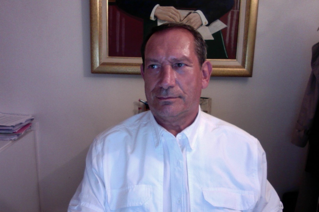 Tomy, 45 ans, Bissezeele
